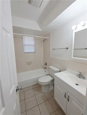 $1,250 | 3404 Clearview Parkway, Unit B, Metairie, LA 70006