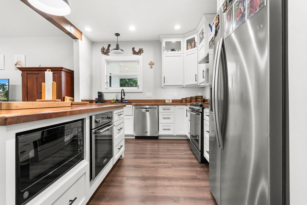 287 Wolfe Road Sparta, NC 28675 - Photo 17 of 54 Gallery Image 17