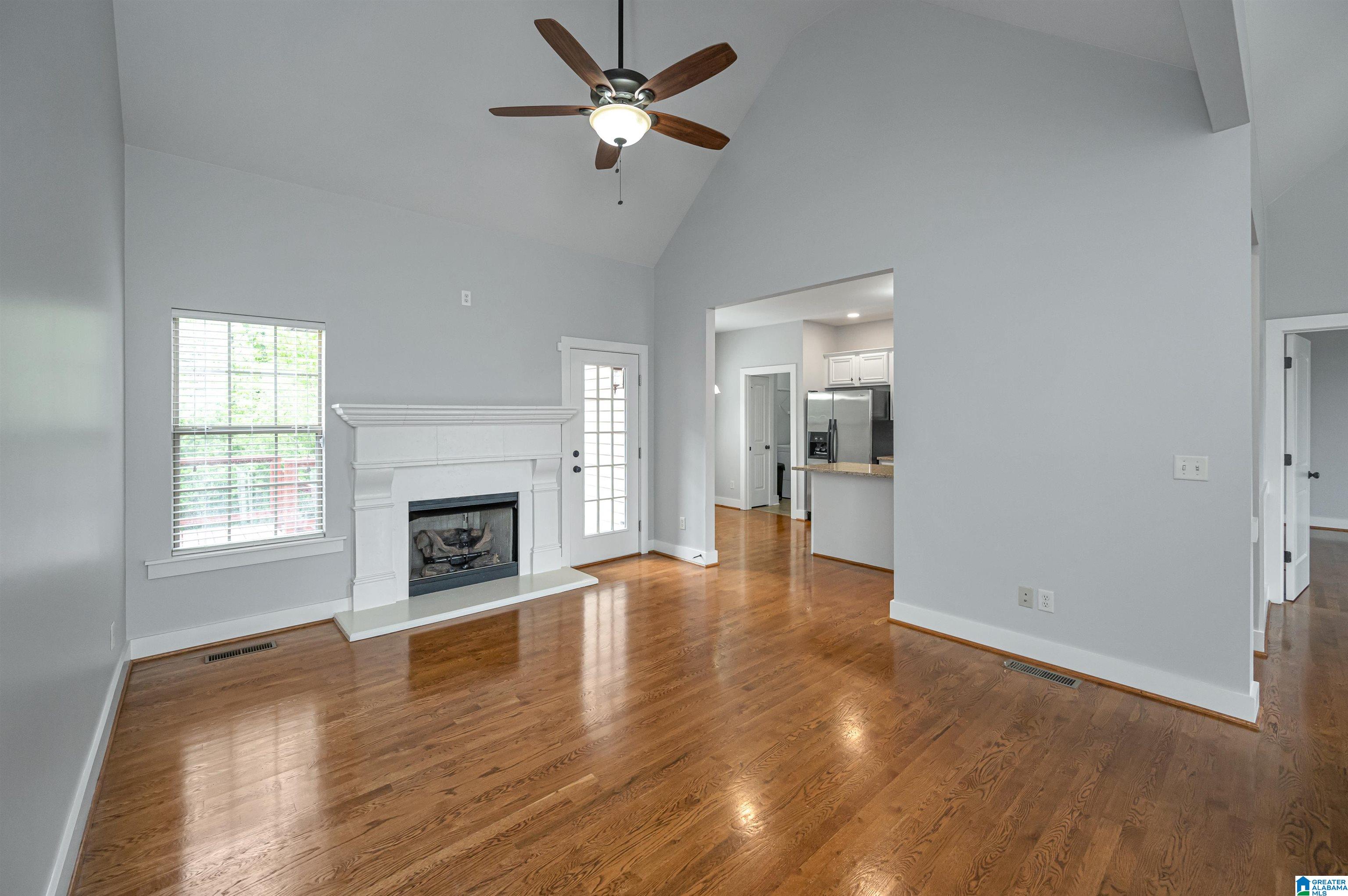 437 Ramsgate Drive Alabaster, AL 35114 - Photo 5 of 47