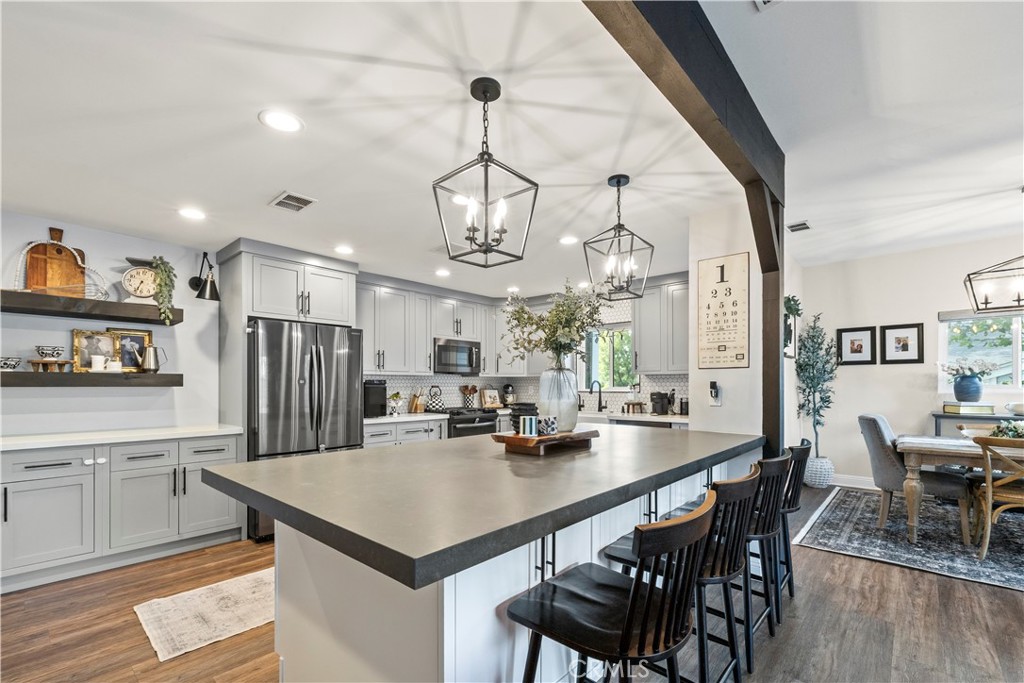 522 Walker Road San Dimas, CA 91773 - Photo 7 of 30