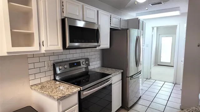 $279,900 | 4127 Hollow Oak Drive, Dallas, TX 75287