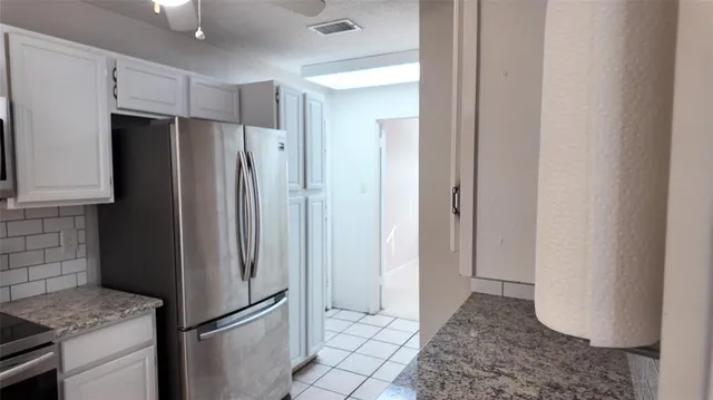 $279,900 | 4127 Hollow Oak Drive, Dallas, TX 75287