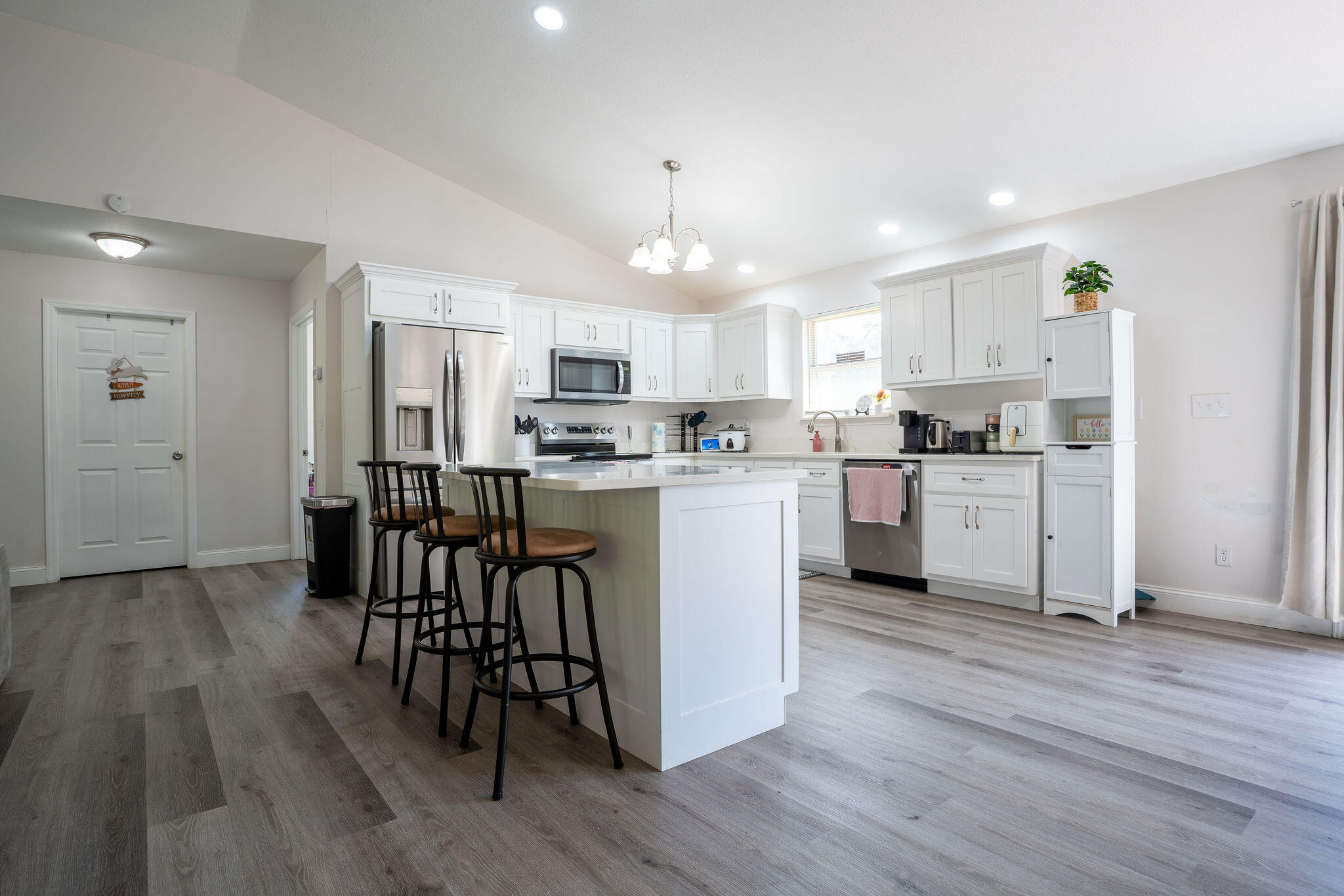 596 Co Road, Unit 104 Stevenson, AL 35772 - Photo 6 of 36 A7304328-HDR