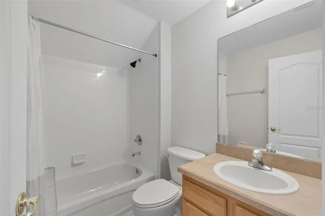 $379,500 | 18 Ullman Court, Palm Coast, FL 32164