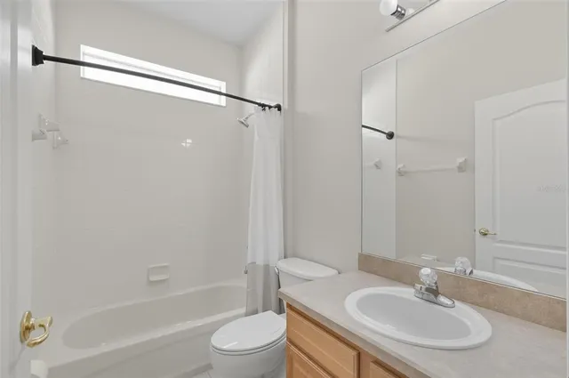 $379,500 | 18 Ullman Court, Palm Coast, FL 32164