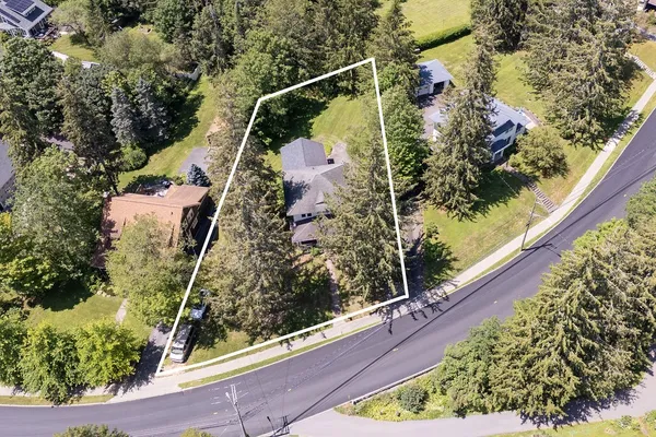 $215,000 | 15 Lake Street, Harpersfield, NY 12167