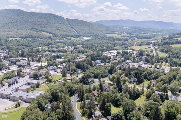 $215,000 | 15 Lake Street, Harpersfield, NY 12167