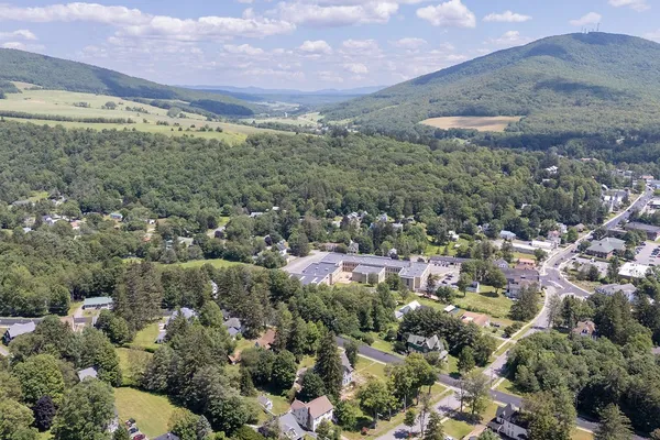 $215,000 | 15 Lake Street, Harpersfield, NY 12167