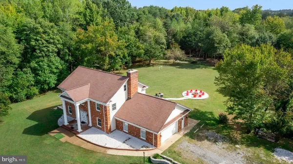 $790,000 | 19 Twin Springs Drive, Fredericksburg, VA 22407