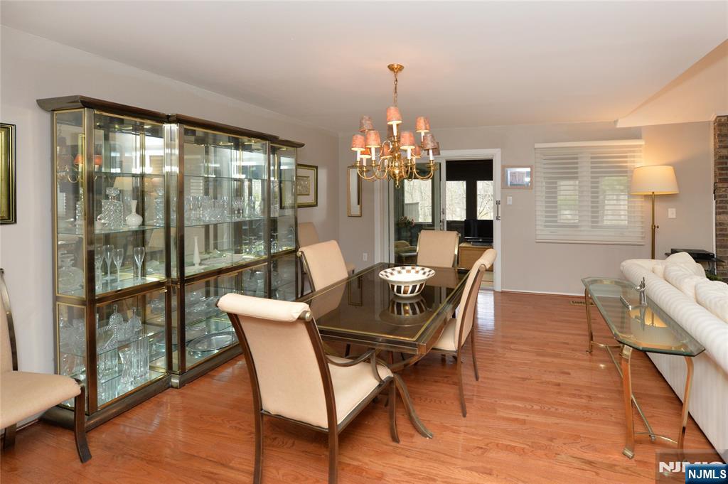 6 Romopock Court, Unit 6 Mahwah, NJ 07430 - Photo 5 of 25
