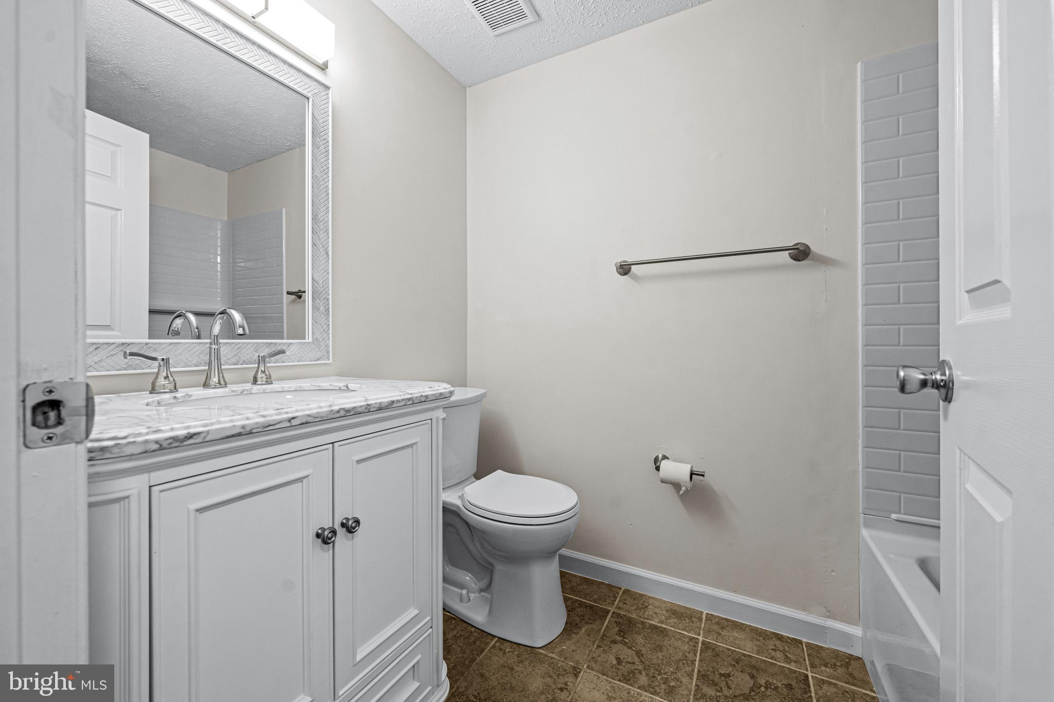 89 Kenwood Drive Sicklerville, NJ 08081 - Photo 20 of 27