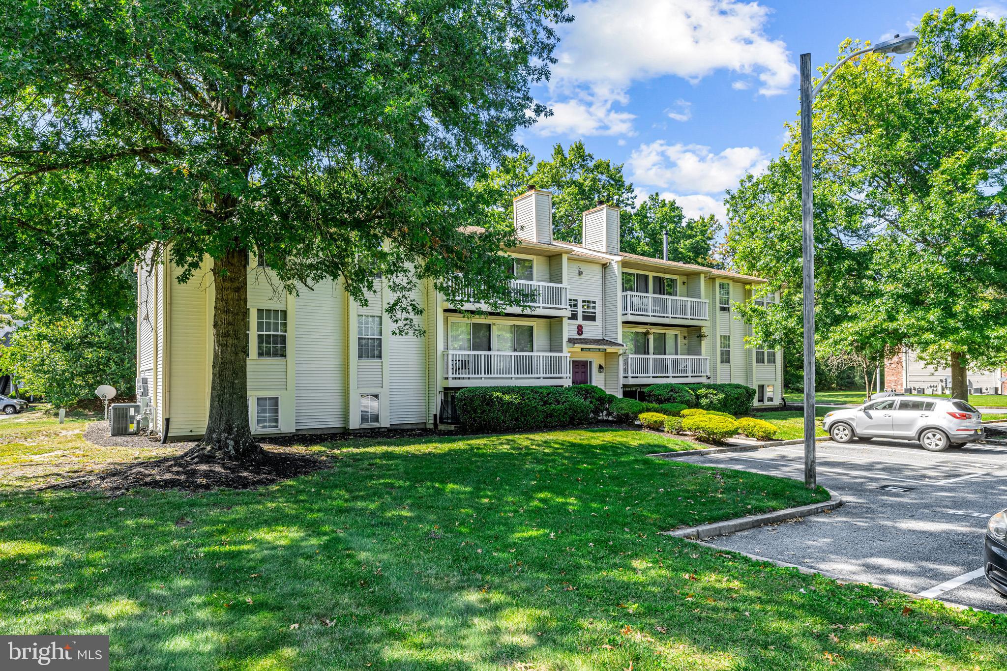 89 Kenwood Drive Sicklerville, NJ 08081 - Photo 2 of 27