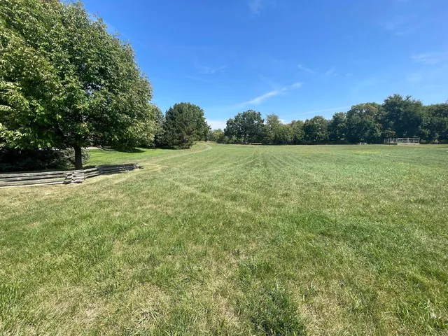 $1,895,000 | Lt16 Lakeside Ridge Court, Delafield, WI 53072