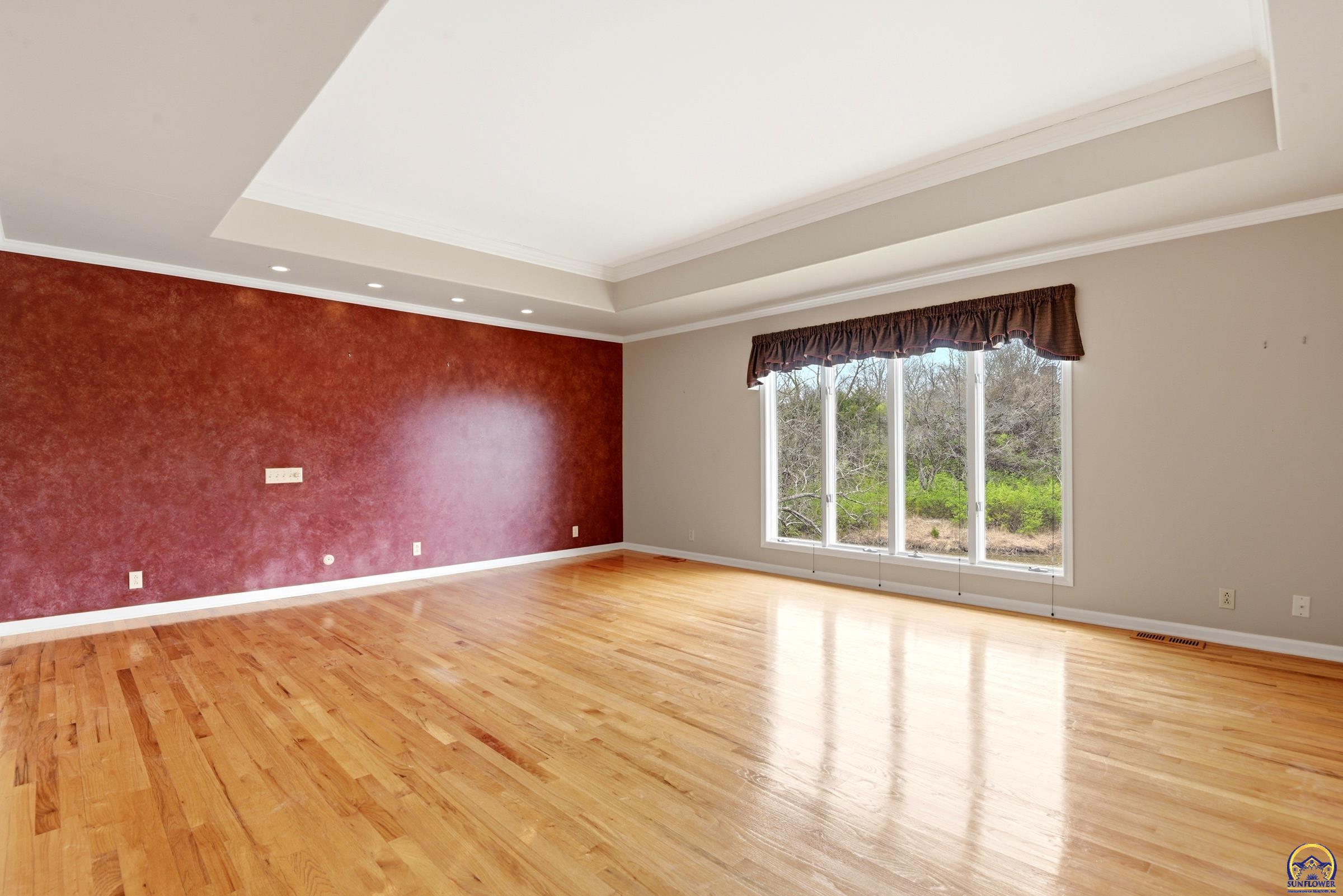 5630 Southwest Fairlawn Road Topeka, KS 66610 - Photo 22 of 60