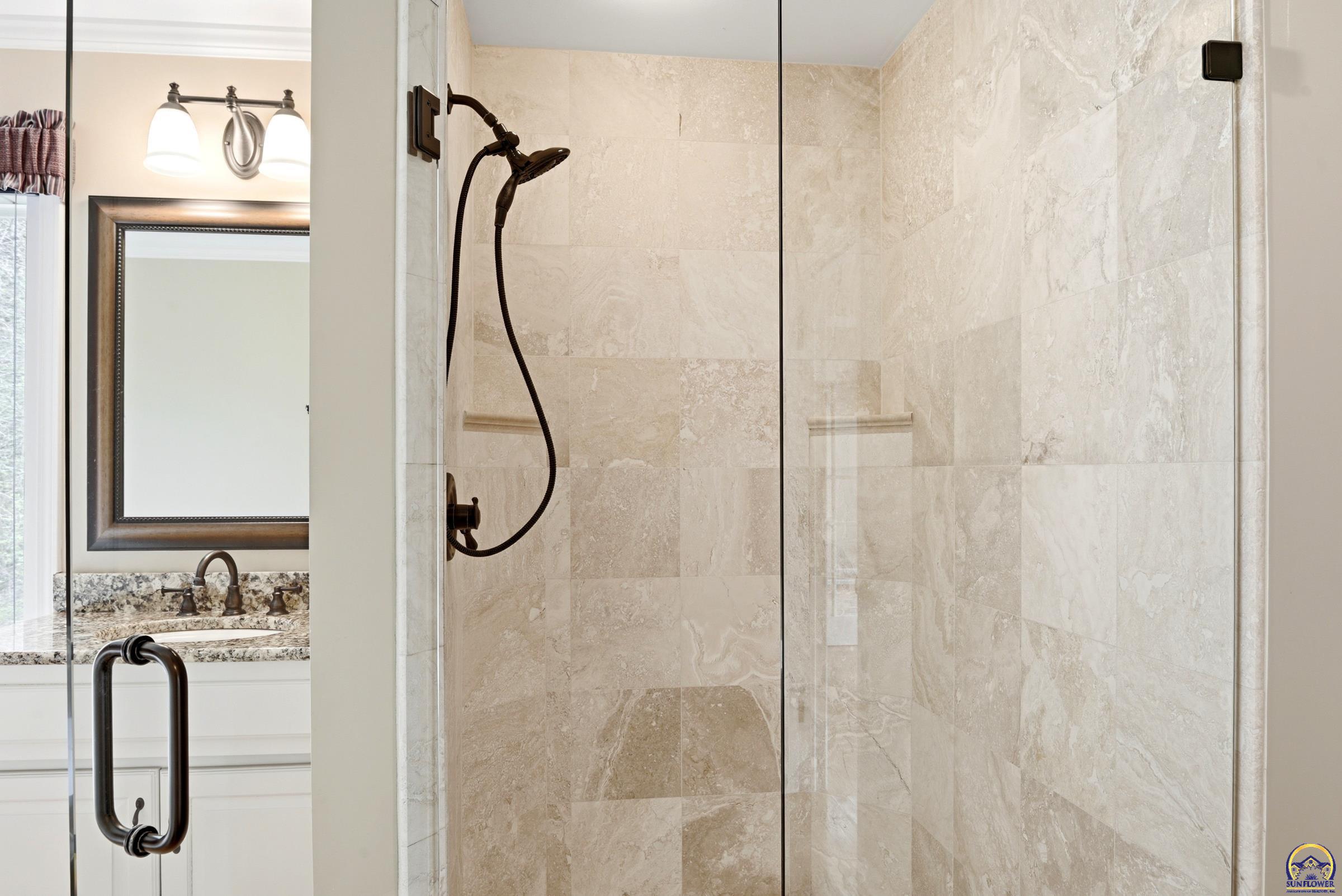 5630 Southwest Fairlawn Road Topeka, KS 66610 - Photo 26 of 60