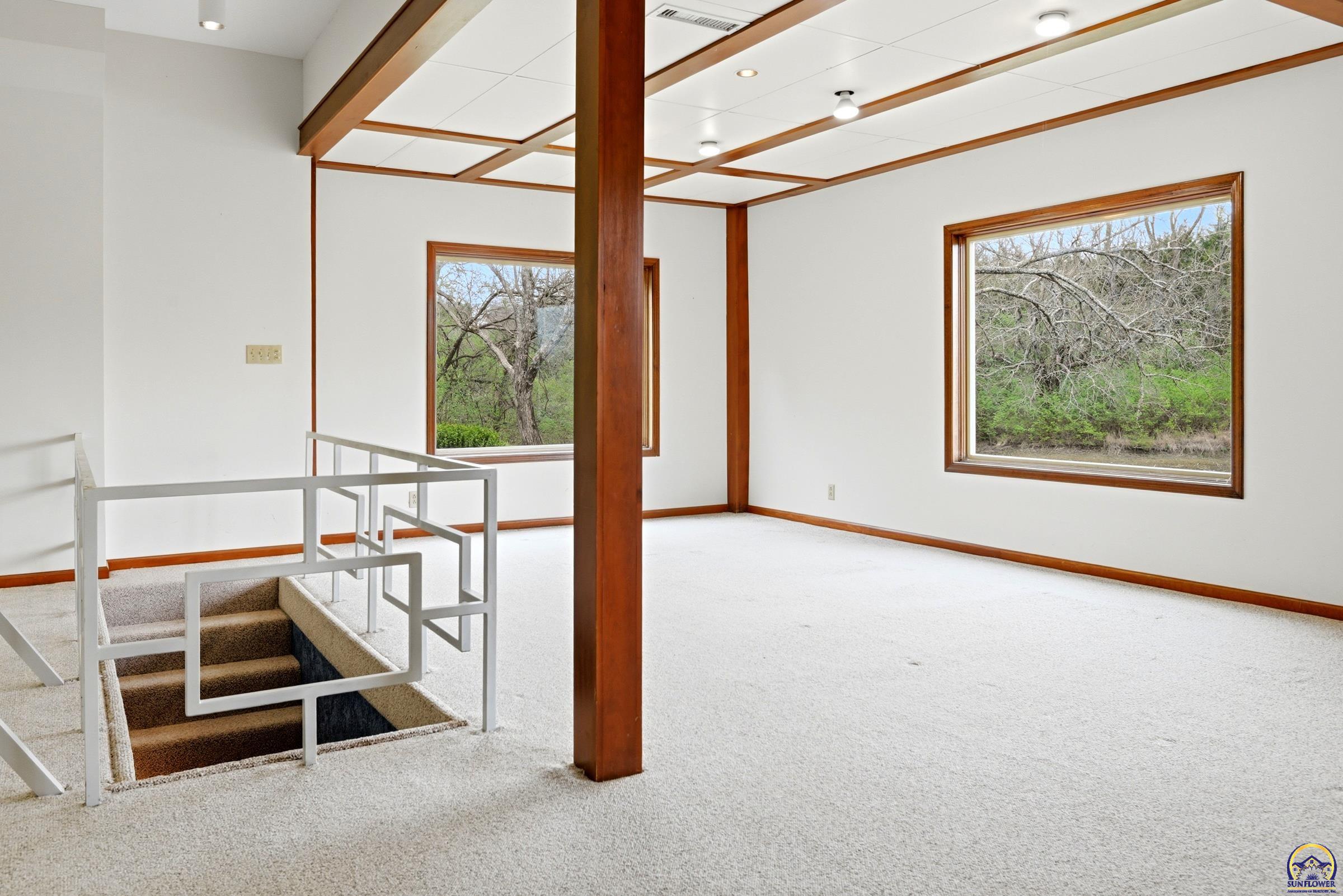 5630 Southwest Fairlawn Road Topeka, KS 66610 - Photo 51 of 60