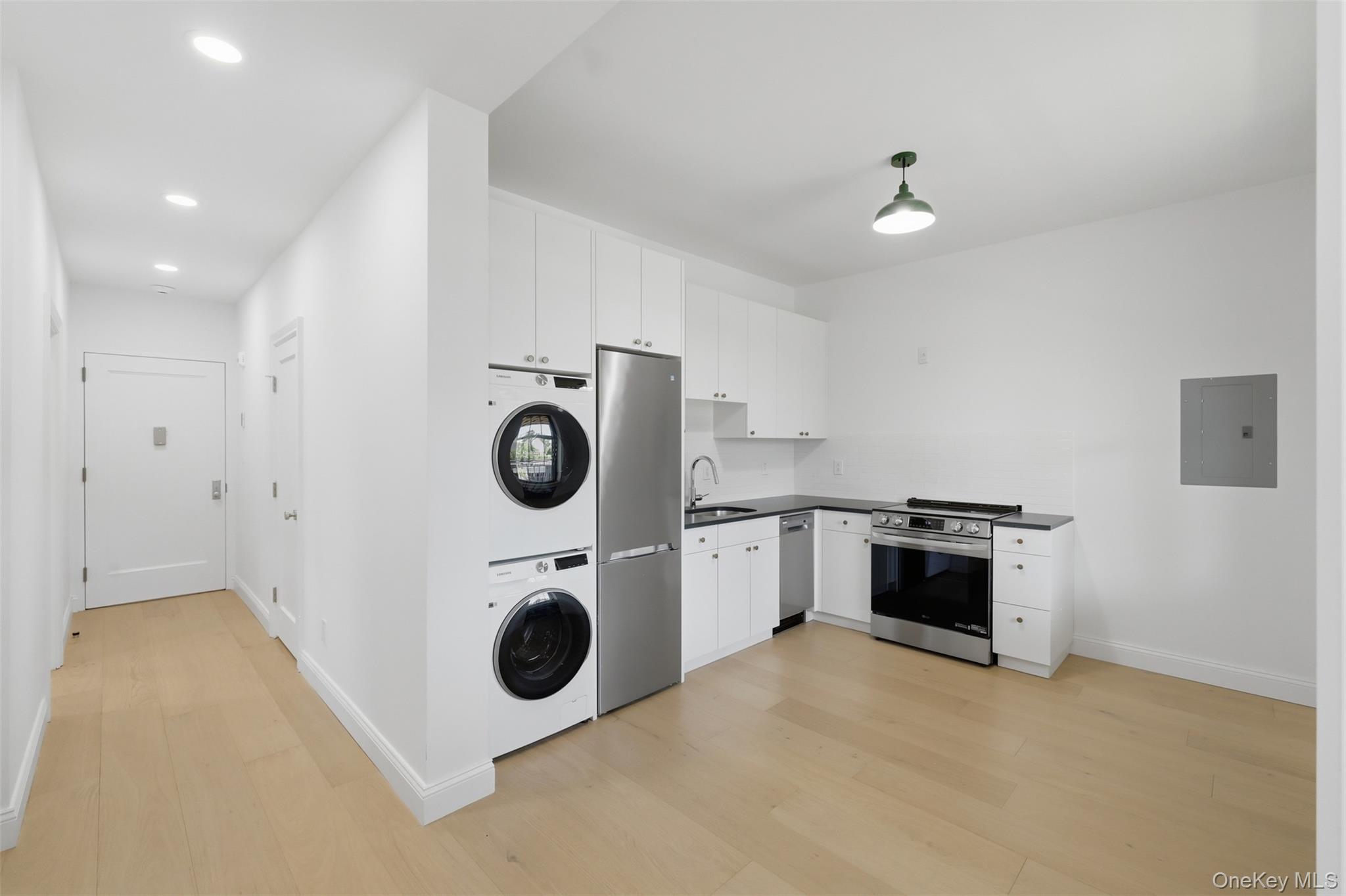 201 Main Street, Unit 2 Beacon, NY 12508 - Photo 10 of 24
