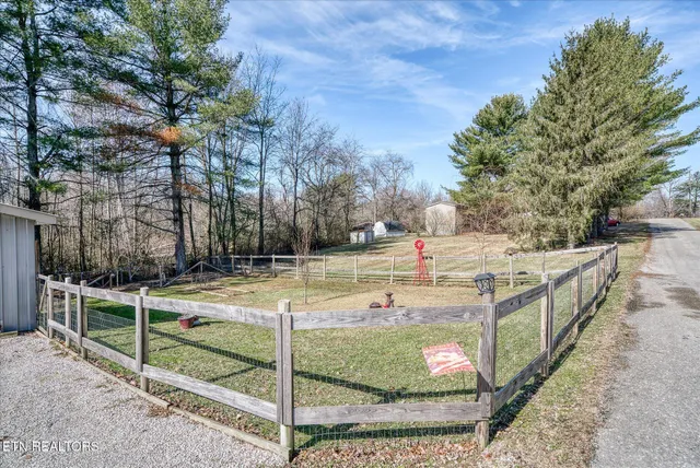 $185,000 | 810 Mitchell Lane, Jamestown, TN 38556