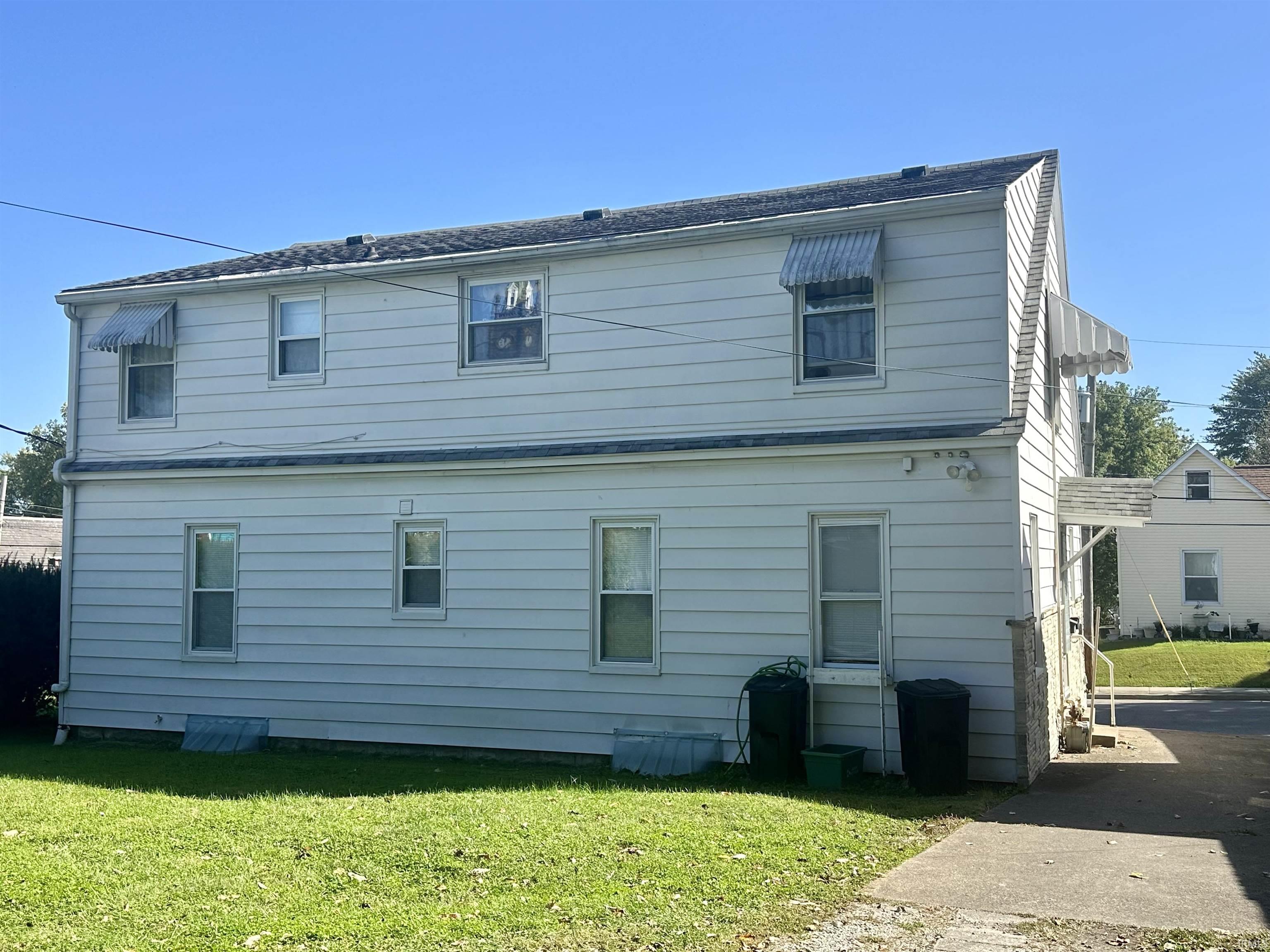 923 Jackson Street Jasper, IN 47546 - Photo 11 of 13