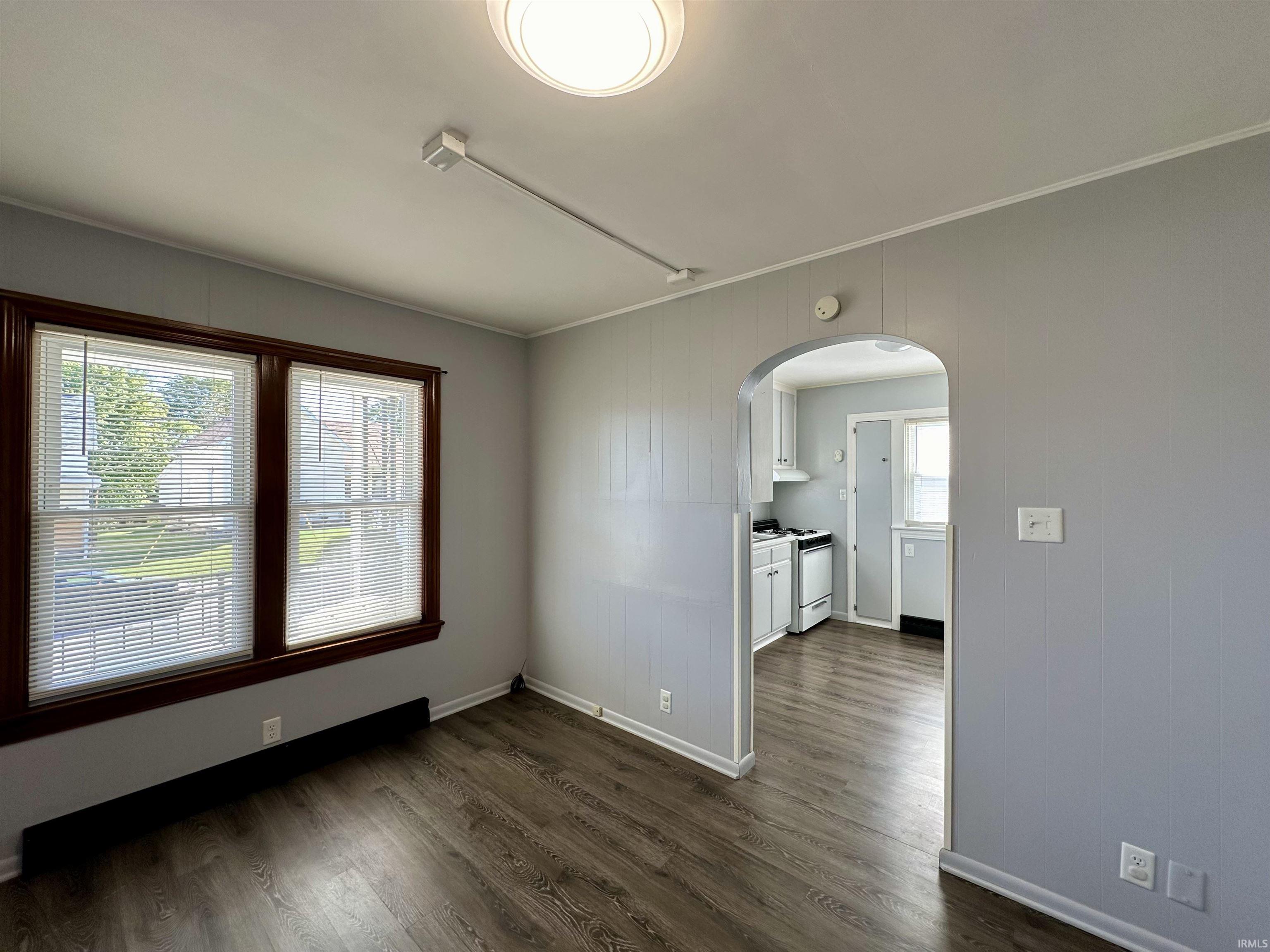 923 Jackson Street Jasper, IN 47546 - Photo 6 of 13