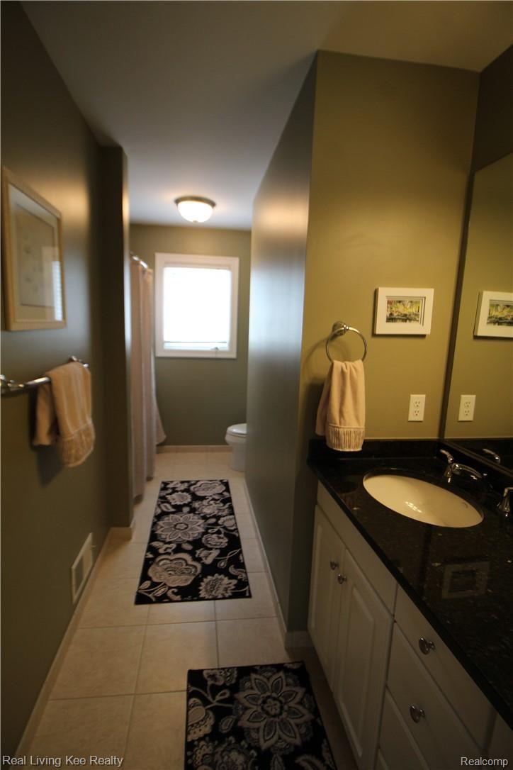 142 Drace Street Rochester, MI 48307 - Photo 46 of 76 20190430-IMG_4144.jpg