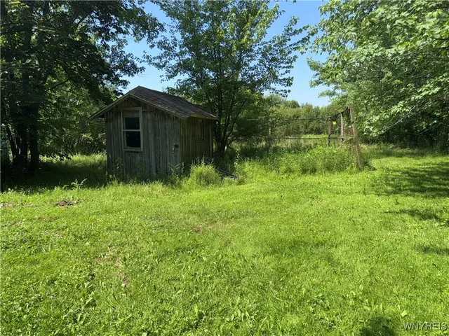 $159,000 | 1009 Clinton Street Road, Bennington, NY 14011