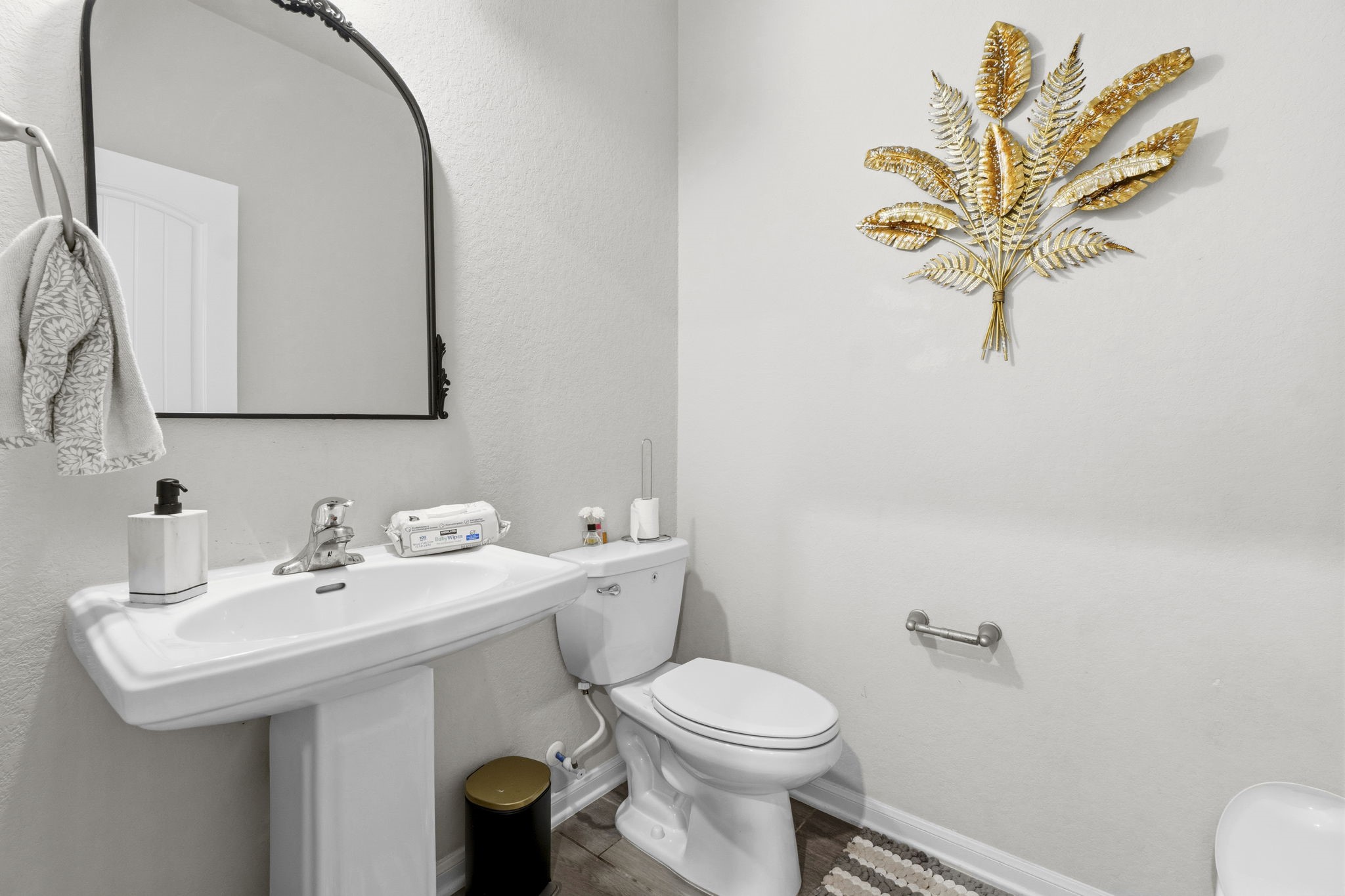 4551 Overlook Bend Drive Spring, TX 77386 - Photo 4 of 21 half bathroom