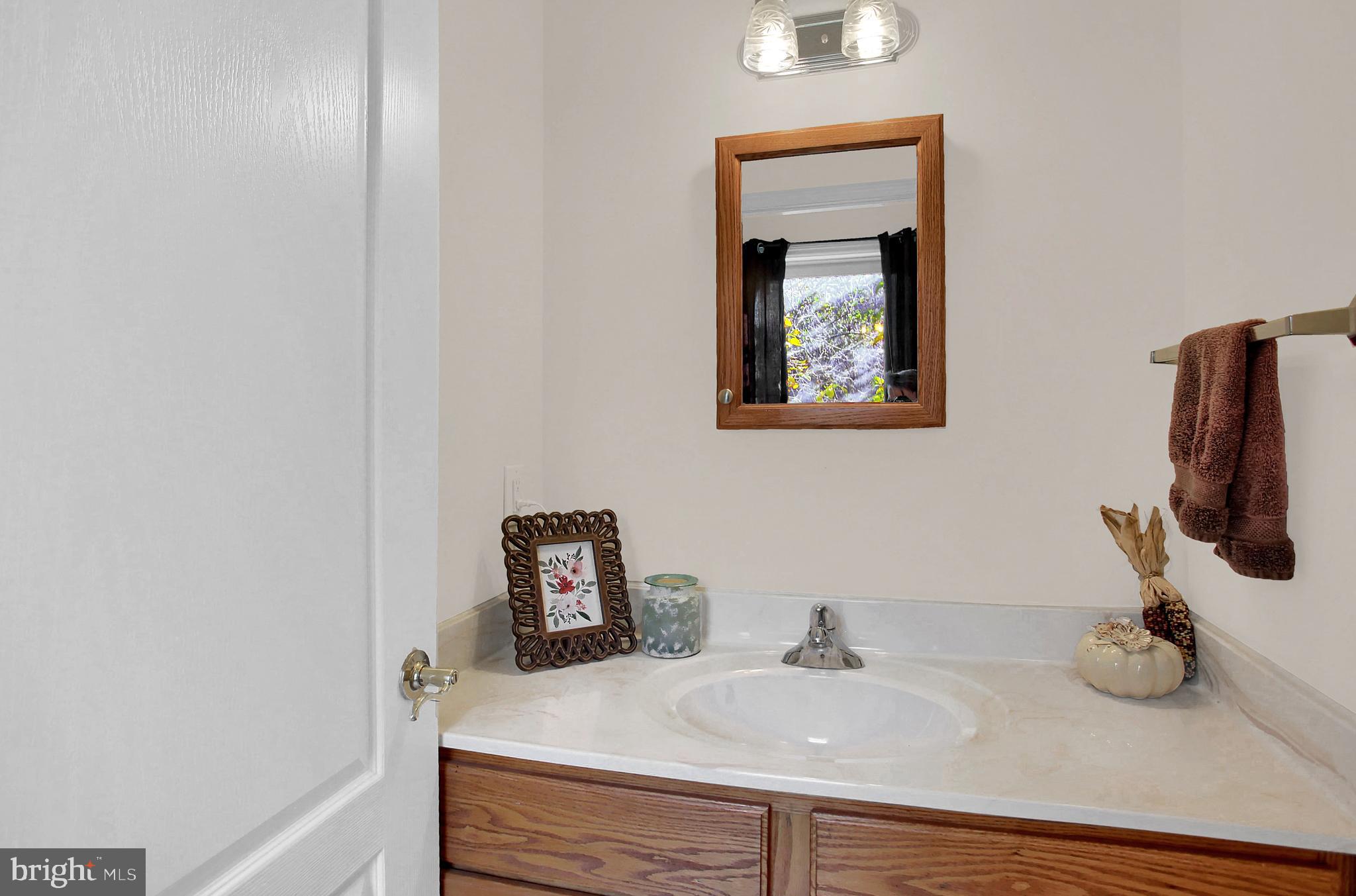 1488 Old Colonial Road Harrisburg, PA 17112 - Photo 10 of 39 Gallery Image 10