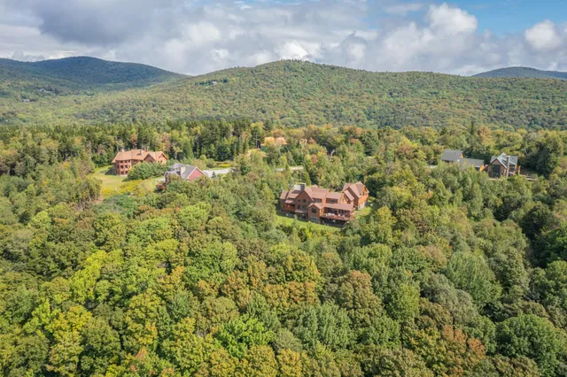 $499,000 | 70 Overlook Drive, West Dover, VT 05356