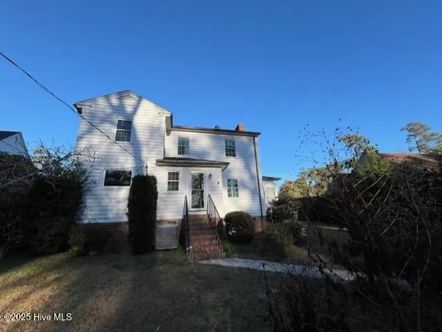 $3,200 | 418 Forest Hills Drive, Wilmington, NC 28403