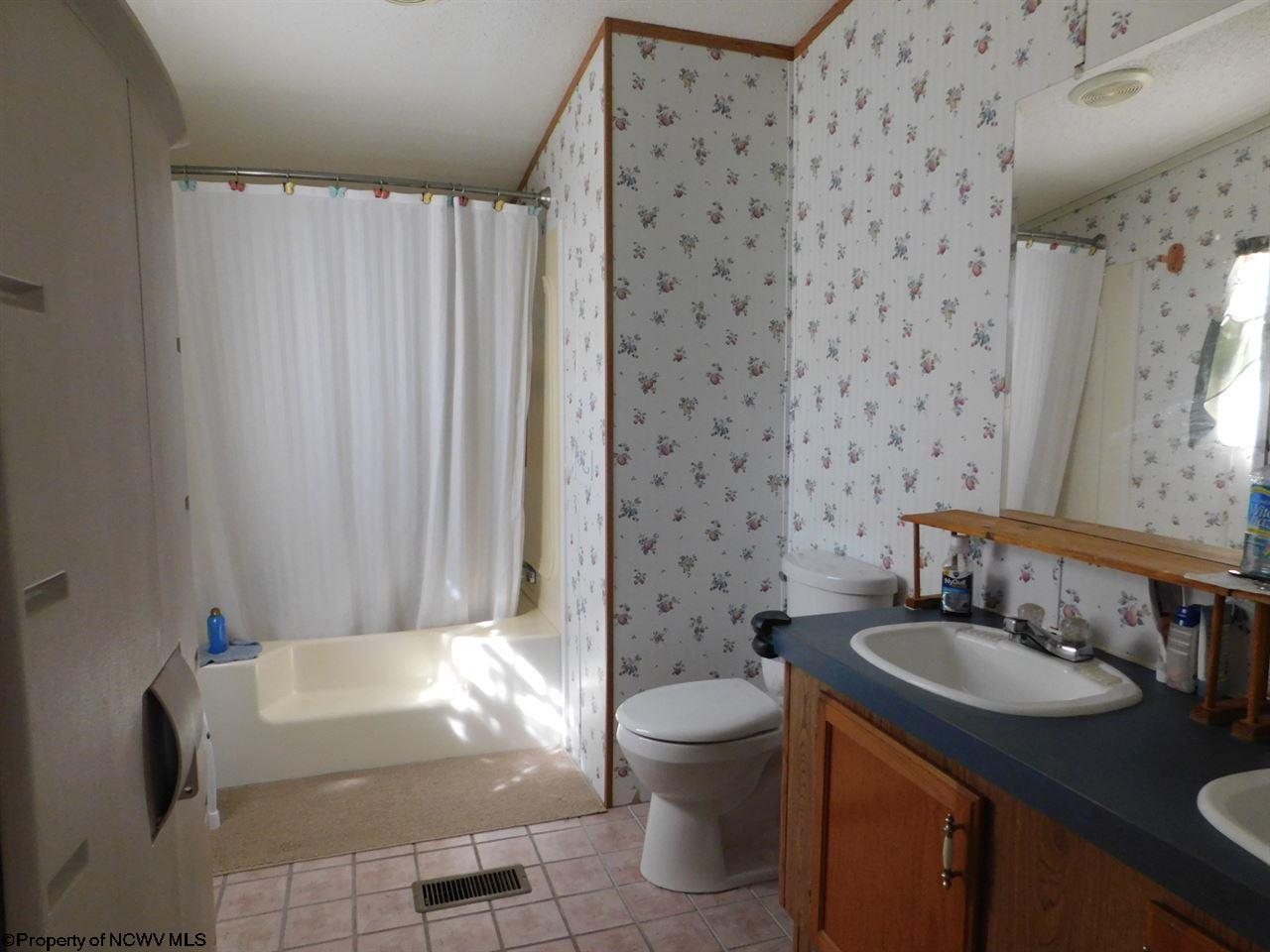 701 Ketchum Road Philippi, WV 26416 - Photo 10 of 20 Gallery Image 10