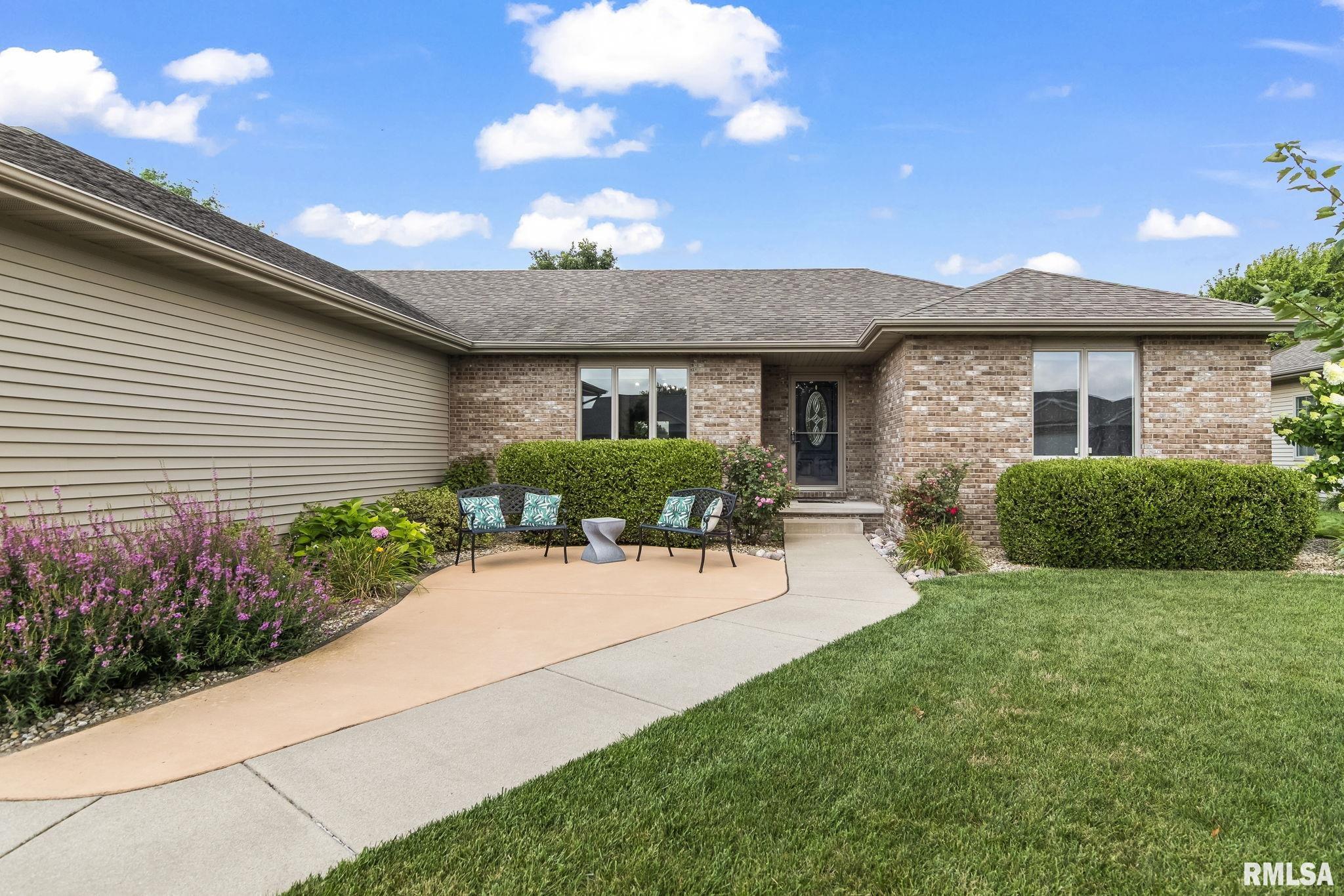 2809 Covered Wagon Trail Springfield, IL 62711 - Photo 3 of 56