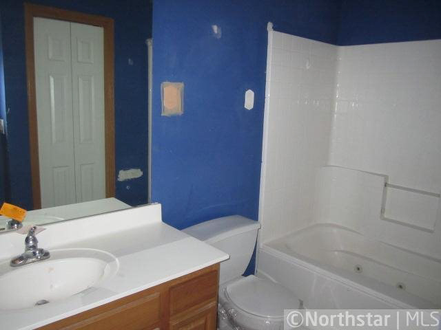 2300 Lower Afton Road, Unit 319 Maplewood, MN 55119 - Photo 12 of 14 Gallery Image 12