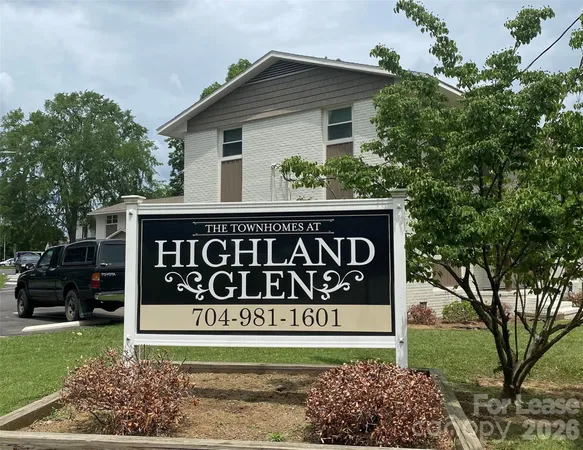 $1,250 | 318 Highland Street, Unit 2, Mount Holly, NC 28120