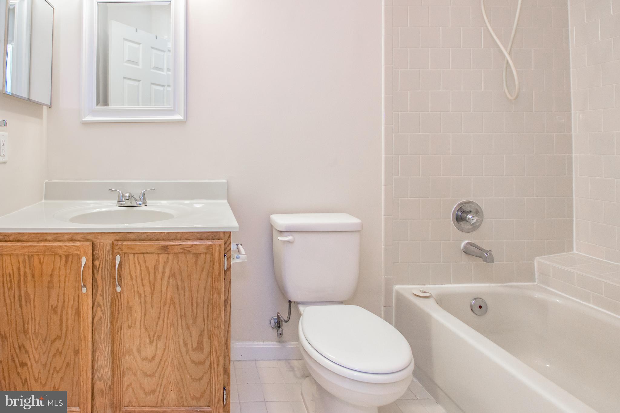 3747 Foxford Stream Road Baltimore, MD 21236 - Photo 22 of 36 Master bath