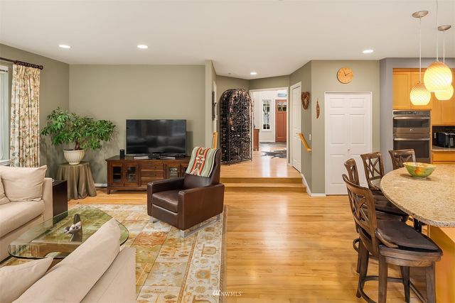 $1,500,000 | 14315 3rd Avenue Northwest, Seattle, WA 98177