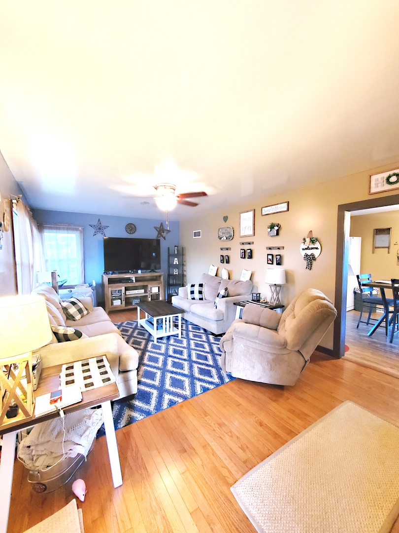 404 Red Oak Road Walnut, IL 61376 - Photo 11 of 81