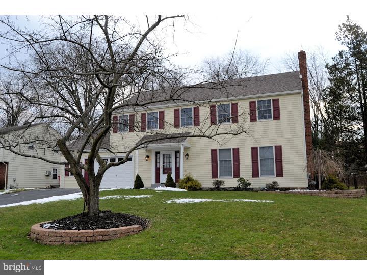 42 Sandown Road Audubon, PA 19403 - Photo 2 of 20 Gallery Image 2