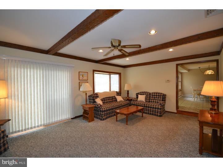 42 Sandown Road Audubon, PA 19403 - Photo 13 of 20 Gallery Image 13
