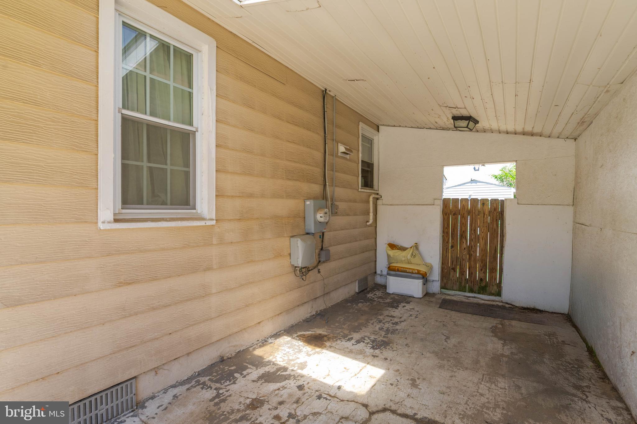 608 Cresswell Road Baltimore, MD 21225 - Photo 51 of 53 Carport