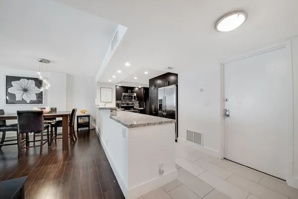$350,000 | 1147 Hillsboro Mile, Unit 505, Hillsboro Beach, FL 33064