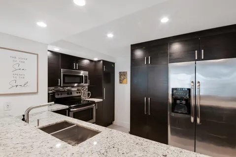 $350,000 | 1147 Hillsboro Mile, Unit 505, Hillsboro Beach, FL 33062