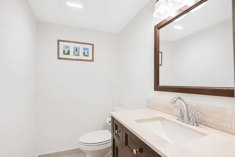 $350,000 | 1147 Hillsboro Mile, Unit 505, Hillsboro Beach, FL 33062