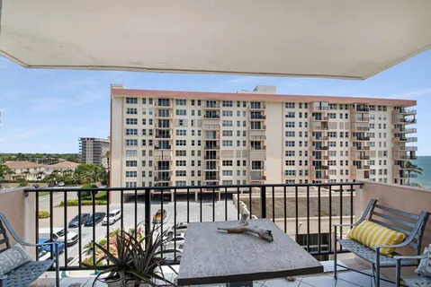$350,000 | 1147 Hillsboro Mile, Unit 505, Hillsboro Beach, FL 33064