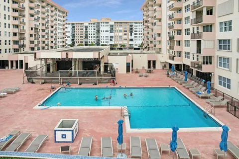 $350,000 | 1147 Hillsboro Mile, Unit 505, Hillsboro Beach, FL 33064