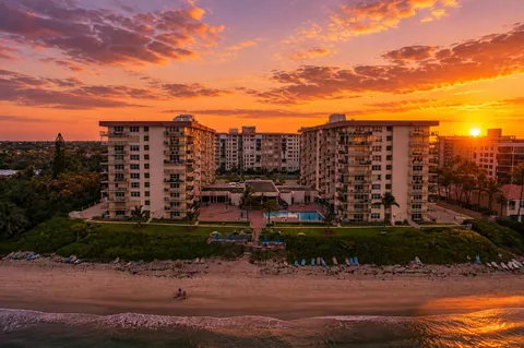 $350,000 | 1147 Hillsboro Mile, Unit 505, Hillsboro Beach, FL 33062