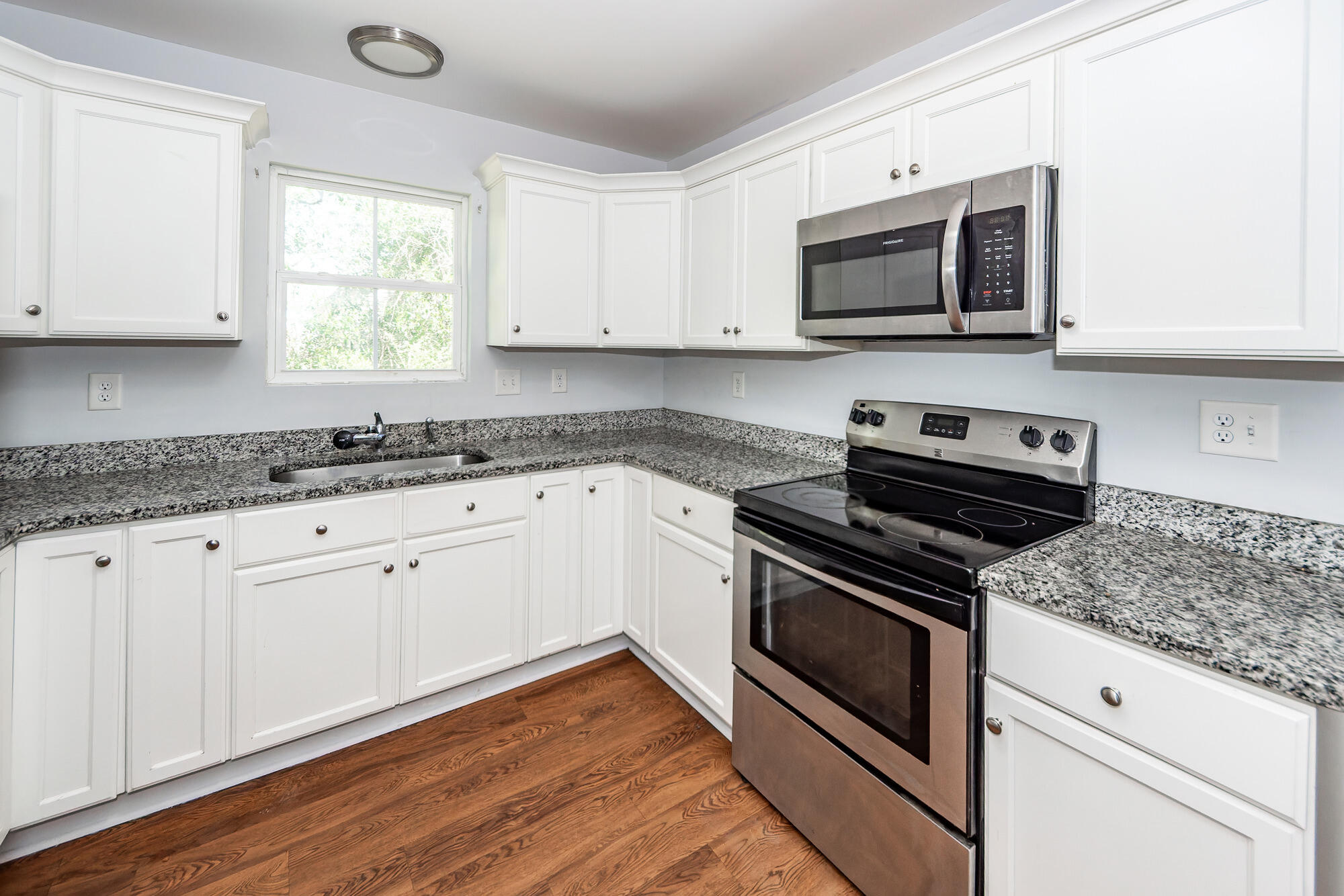 211 White Street, Unit B Moncks Corner, SC 29461 - Photo 12 of 29 12