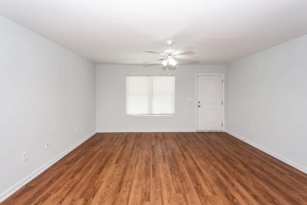 $1,700 | 211 White Street, Unit B, Moncks Corner, SC 29461