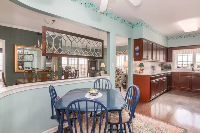 $559,999 | 750 Pearson Street, Unit 904, Des Plaines, IL 60016