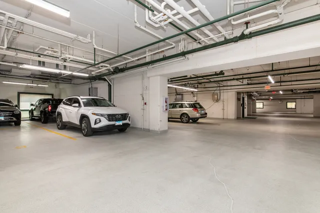 $559,999 | 750 Pearson Street, Unit 904, Des Plaines, IL 60016